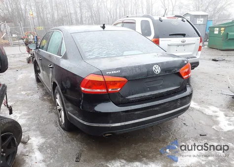 2012 Volkswagen Passat 2.5L Sel Premium from USA, damaged, VIN 1VWCP7A3XCC100309